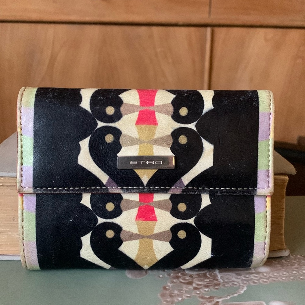 ETRO Wallet